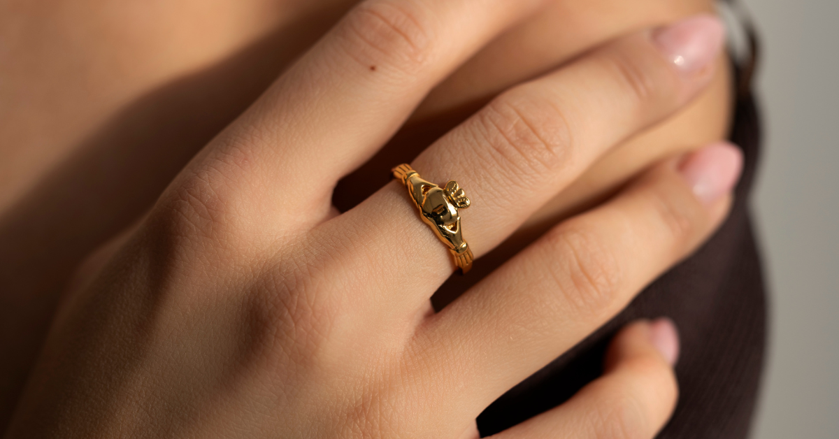 The Claddagh Ring: A Timeless Symbol of Love, Loyalty & Friendship 💛