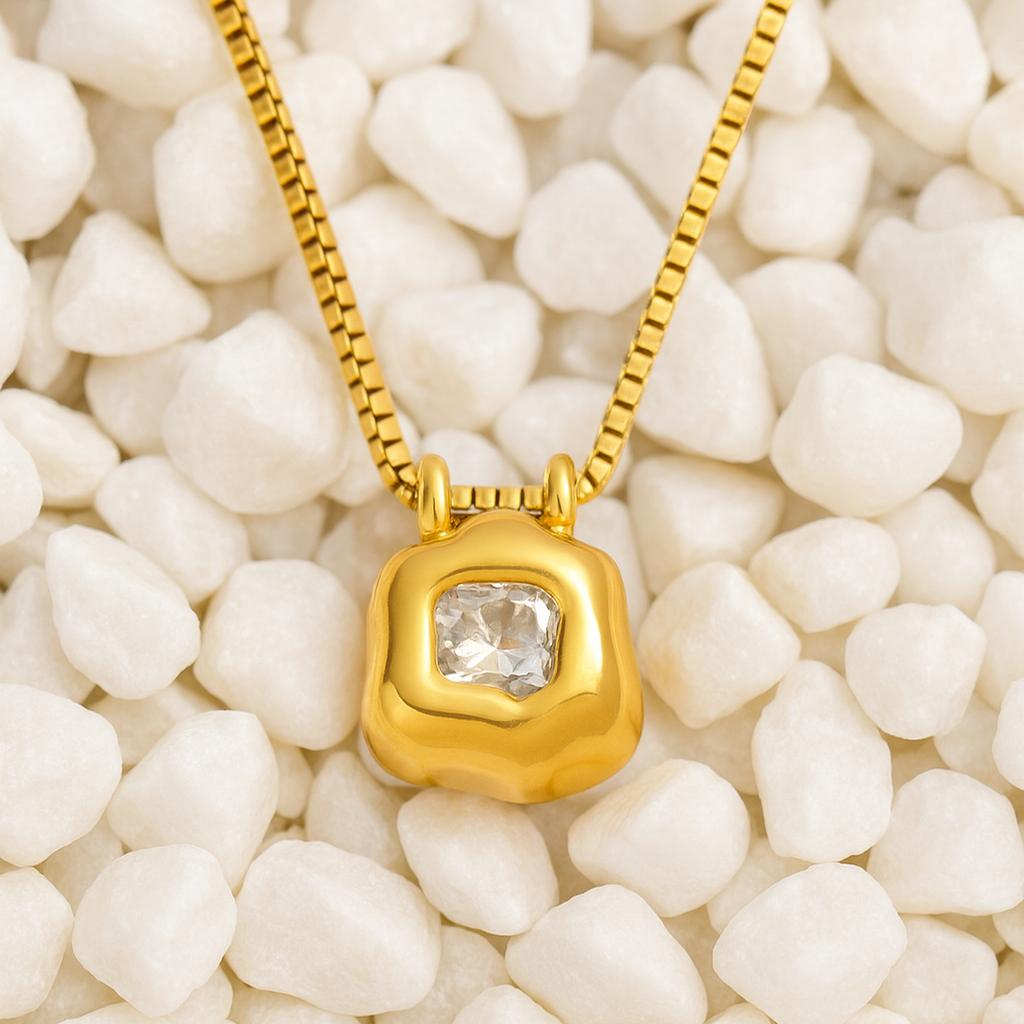 Collier pendentif Liora